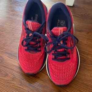 Brooks glycerin 19. Great shoe for distance running!